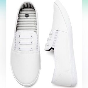 ‼️MOVING‼️ White Canvas Slip On Sneakers Sz 9. New in Box.